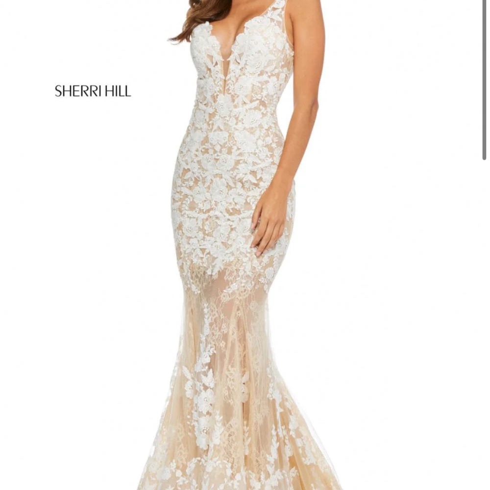 Size 8 Sherri Hill Ivory Lace Dress